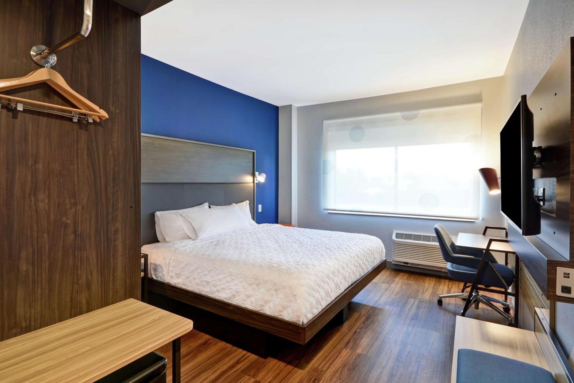 Tru By Hilton Huber Heights Dayton Hotel Екстериор снимка